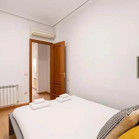 Flat In Barrio De Las Letras / Cervantes20 Madrid Exterior photo
